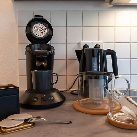 2 In 1 Апартаменты *